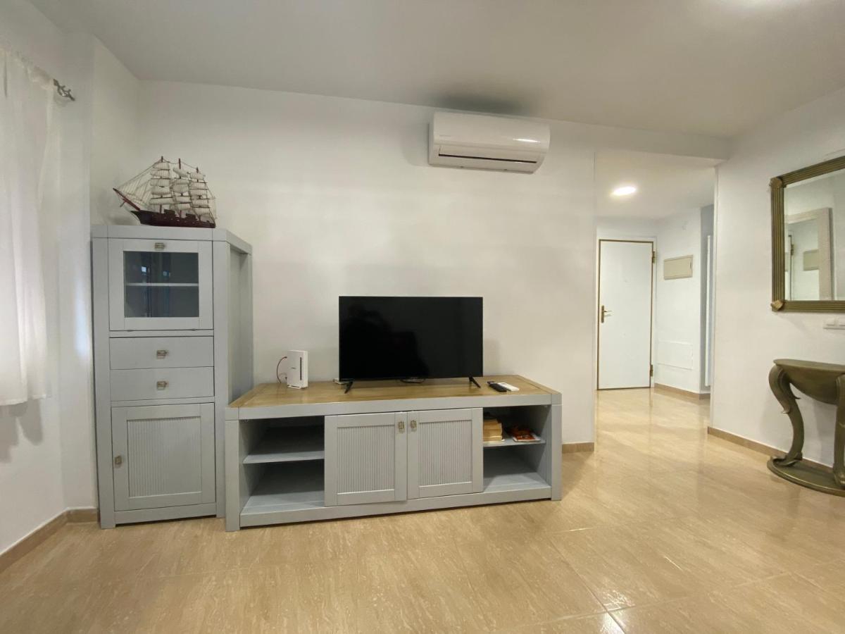 Torremolinos Centro - Beautiful , Newly Renovated 2 Bedroom Apartment Exterior foto